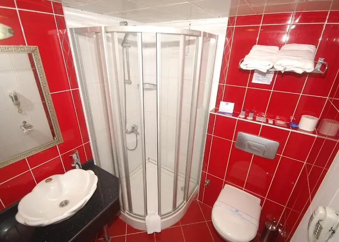 Inci فندق أضنه