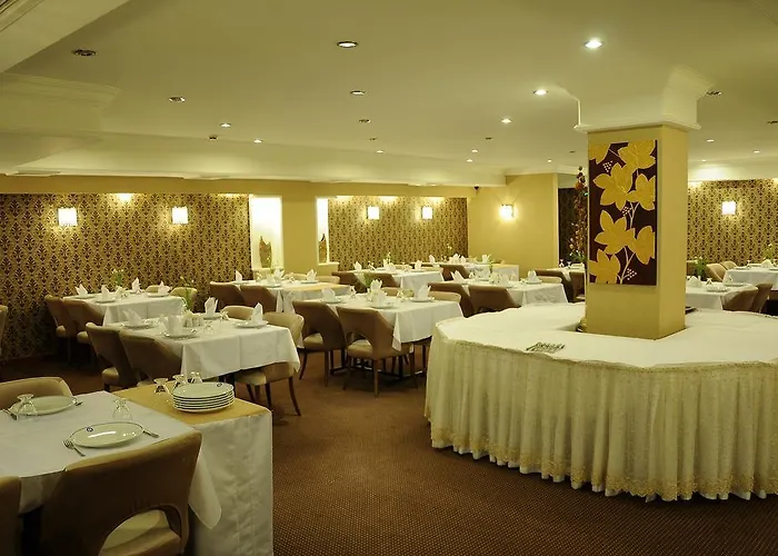 Inci فندق أضنه